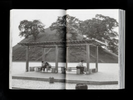 Publication: Piles of Earth and Rubble. München / Gyeongju